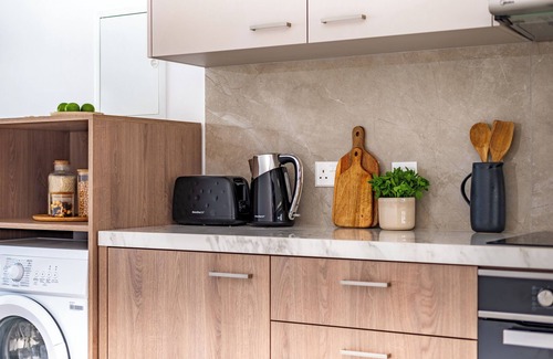 Agios Tychon Apartment | Sanders River Plaza - Neat 2 Bedroom Apt With Balcony