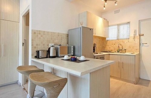 Mouille Point Apartment | Sandringham II