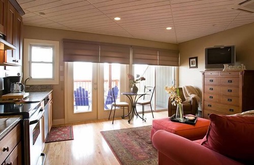 York Beach Hotel | Sands by the Sea Motel