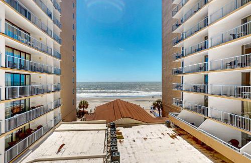 Myrtle Beach Hotel | Sands Ocean Club 416 Bank of Bad Habits