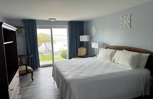 Woods Hole Hotel | Sands of Time Motor Inn & Harbor House