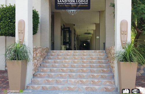 Greater Johannesburg Metropolitan Area Hotel | Sandton Lodge Rivonia
