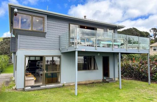 Matapouri House | Sandy Bay Beachfront