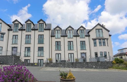 Benllech Apartment | Sandy Bay Retreat