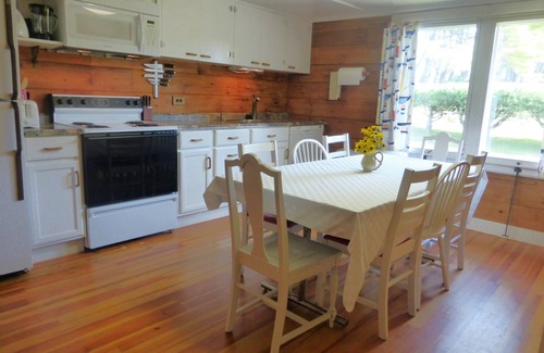 Bridgton House | Sandy beach,1st floor bedrooms, A/C, gorgeous10-acre setting, famous architect