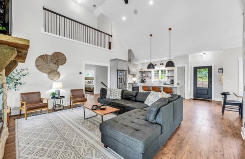 Moneta House | Sandy Bottom Cove, New Lakefront Luxury w/Covered Decks + Heated Salt Pool, Beach, Hot Tub, Dock!