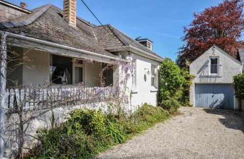 Rock House | Sandy Lodge Rock