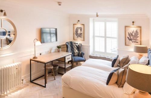 Rhosneigr Hotel | Sandy Mount House