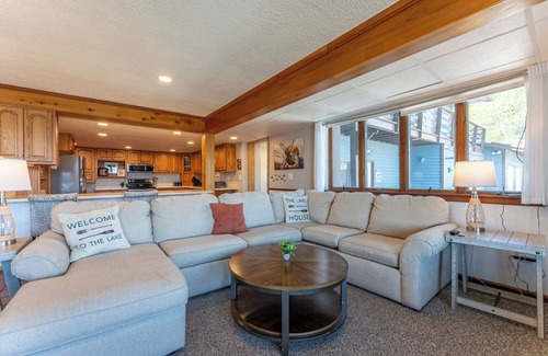 Ely Cabin | Sandy Point Resort Epic 6 bedroom, Shagawa Lake