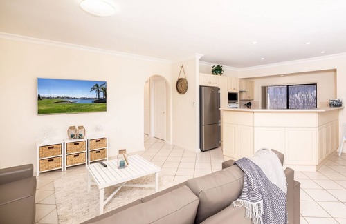 Port Lincoln Villa | Sandy Point Villa