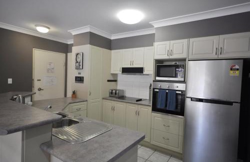 Bellara Apartment | Sandy Toes