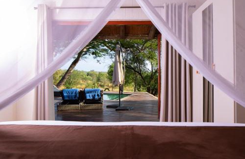 Maruleng Cabin | Sangasava Safari Lodge