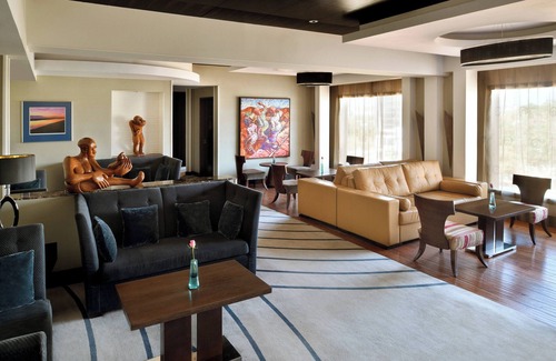 Westlands Hotel | Sankara Nairobi, Autograph Collection