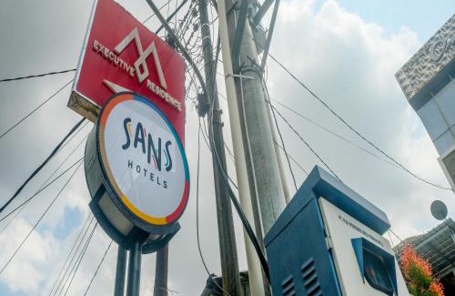 Condongcatur Hotel | Sans Grand Omah Sastro Yogyakarta
