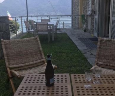 Calozzo House | Sant'Anna Fiore - Pianello del Lario by LoveComo