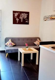 Alicante City Centre Apartment | Santa Barbara Guesthouse