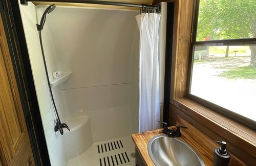 Branson Cottage | Santa Fe Trail Wagon