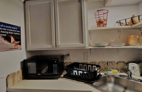 Arcadia Apartment | Santa's Cottage, stay where the big man stays when he vacations in Florida.