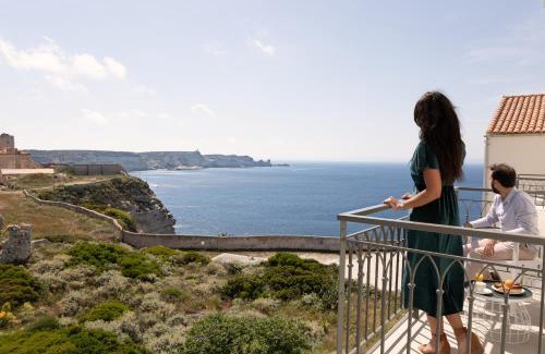 Bonifacio Hotel | Santateresa