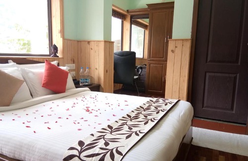 Kodaikanal Hotel | Santhi Ayurvedic Resort