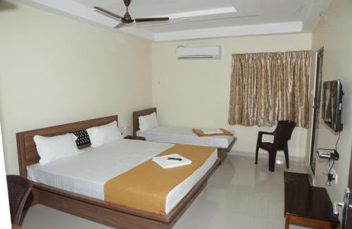 Nagapattinam Hotel | Santhosh Inn