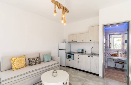 Emporio House | SantoRossa Luxury Villas