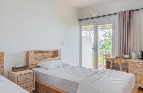 Penebel House | Santya Loka Lodge & Twin Waterfall