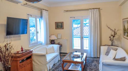 Leonidio Apartment | Sapho's House