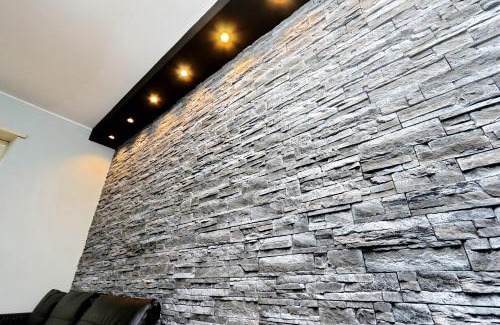 Tuscolano Apartment | Sapphire Apartment
