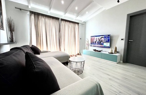 Kodrra Apartment | Saranda Marina Bay Residence
