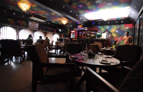Peliyagoda Hotel | Sarasa Hotel Kelaniya