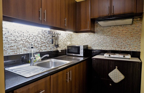 Pasay Hotel | Sarasota Residential Resort, Newport City