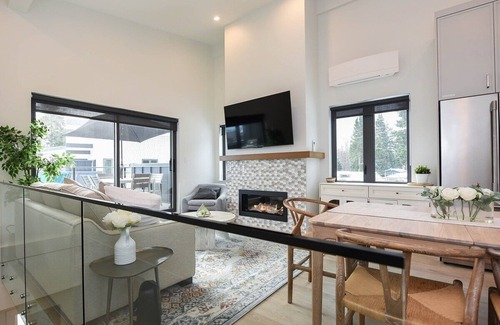 Black Creek House | Saratoga Escape at the Beach House