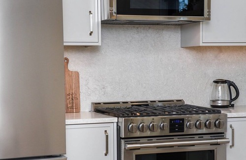Black Creek House | Saratoga Escape at the Beach House