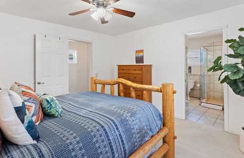 Castle Rock House | Sasquatch Hideaway Gateway to Mt St Helens