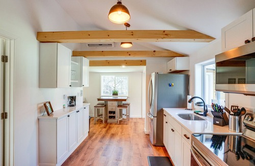 West Saugerties Cabin | Saugerties Cabin Rental w/Fire Pit & Creek Access