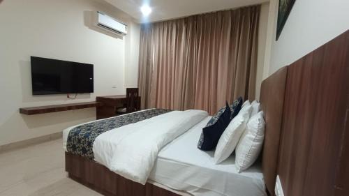 Bail Parao Hotel | Savanna Retreat