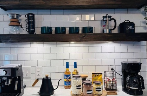 Isle of Hope Historic District House | Savannah Escape - A modern one
