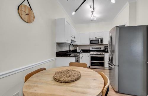 Vaught Apartment | Savannah Shores