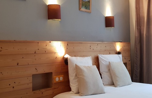 Saint-Michel-de-Maurienne Hotel | Savoy Hotel