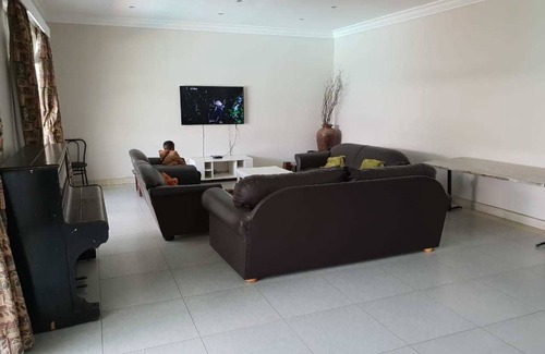 Jeffreys Bay Hotel | Savoy hotel