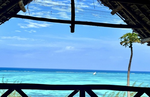 Nungwi Cabin | Sazani Beach Lodge