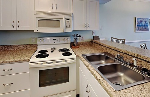 The Dunes Condo | SBC | Beautiful 2BR | Oceanfront Condo | w/pools! | SBC 515