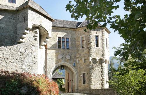 Bruck an der Grossglocknerstrasse Apartment | Schlossresidenz Fischhorn