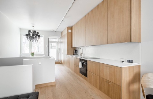 Hietalahti Apartment | Scandinavian Townhouse with sauna