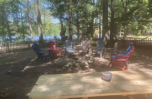 Gladwin Cabin | Scenic Cabin by the Lake