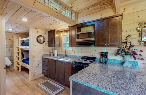 Mars Hill Cabin | Scenic cabin w/private hot tub, amazing views, & covered porch. Nearby Skiing