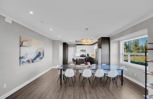 Surrey Other | Scenic Farmhouse Retreat with Expansive Living Space & Panoramic Views