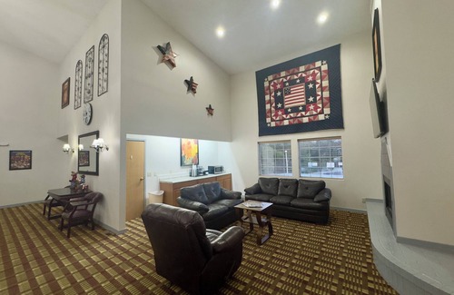 Branson Theater District Hotel | Scenic Hills Inn