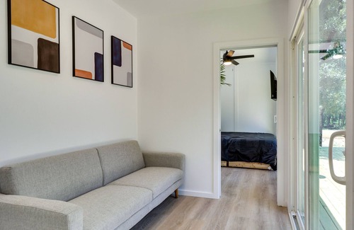 La Grange House | Scenic La Grange Tiny Home on 22 Acres By Wineries